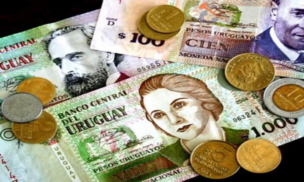 image ¿Cuánto es el salario mínimo en Uruguay? [2025] Derechos laborales, Protección laboral